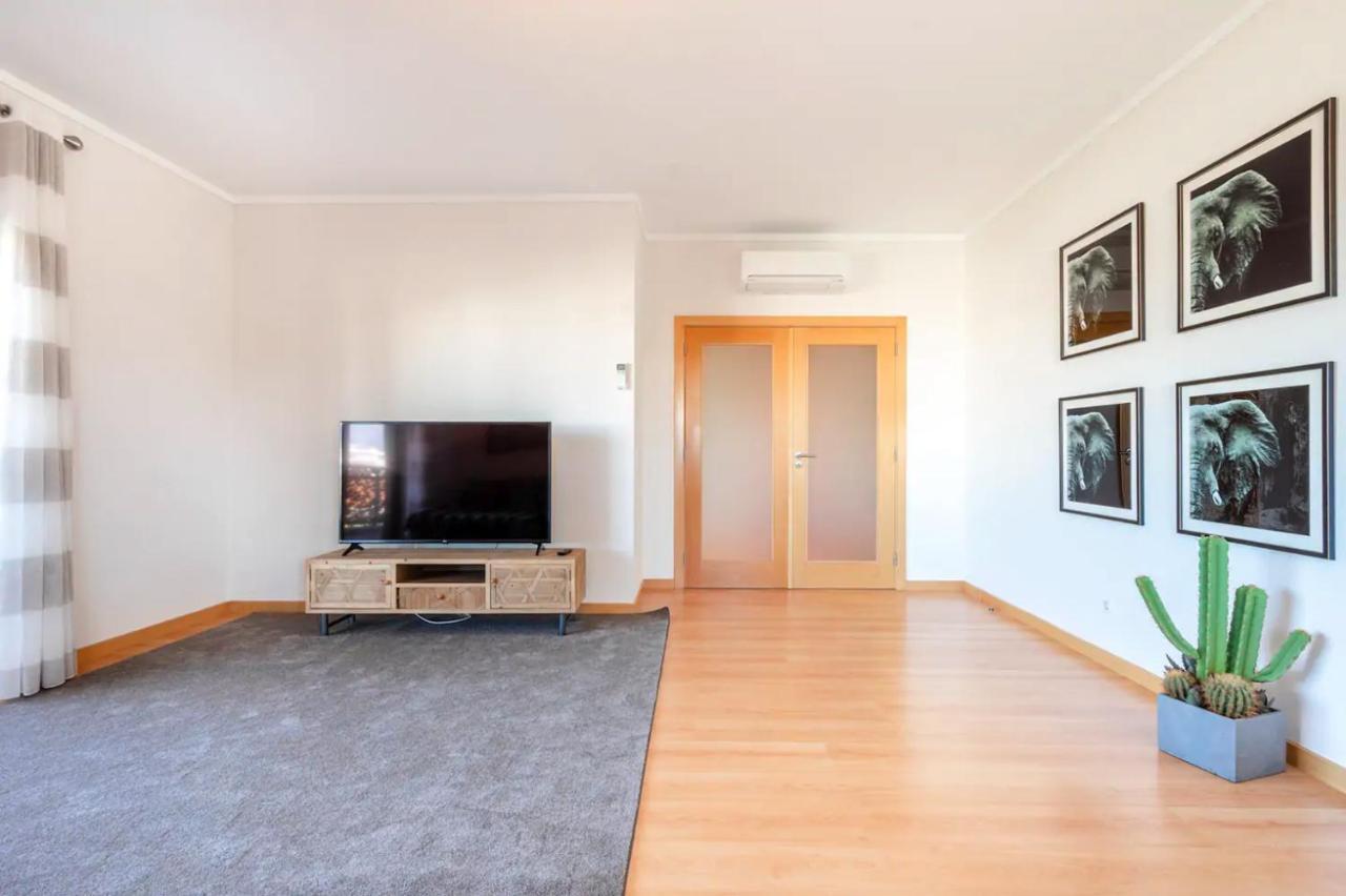 Apartamento Oceanview Luxury Stunning Views And Pool Olhão Exterior foto